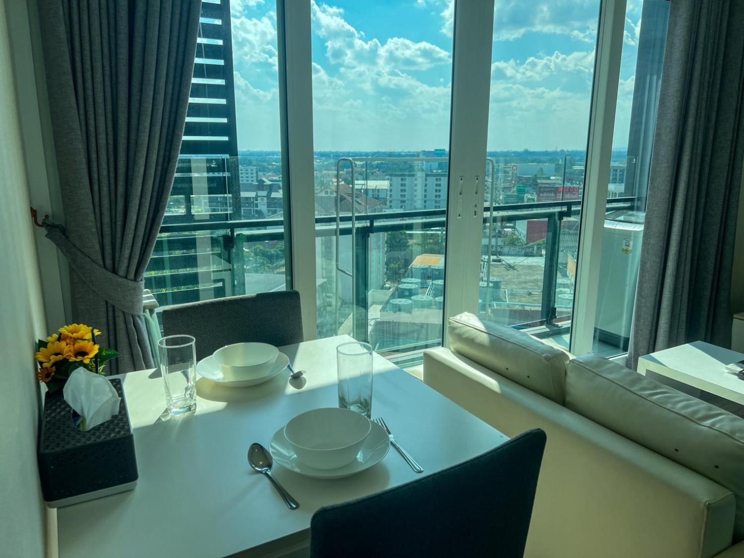 The Prio Near Airport Plaza Apartamento *